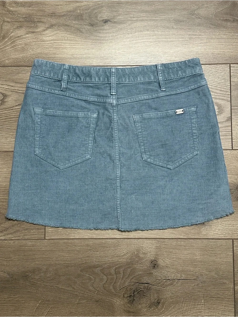 Carve Designs 14” Oahu Mid Rise Corduroy Skirt Blue Size 2